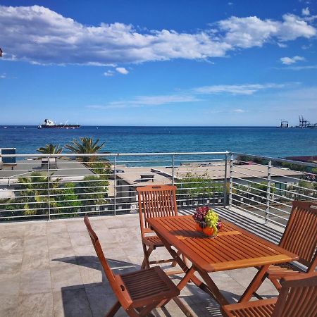 Appartamento Deluxe Con Terrazza Sul Mare Savona Kültér fotó